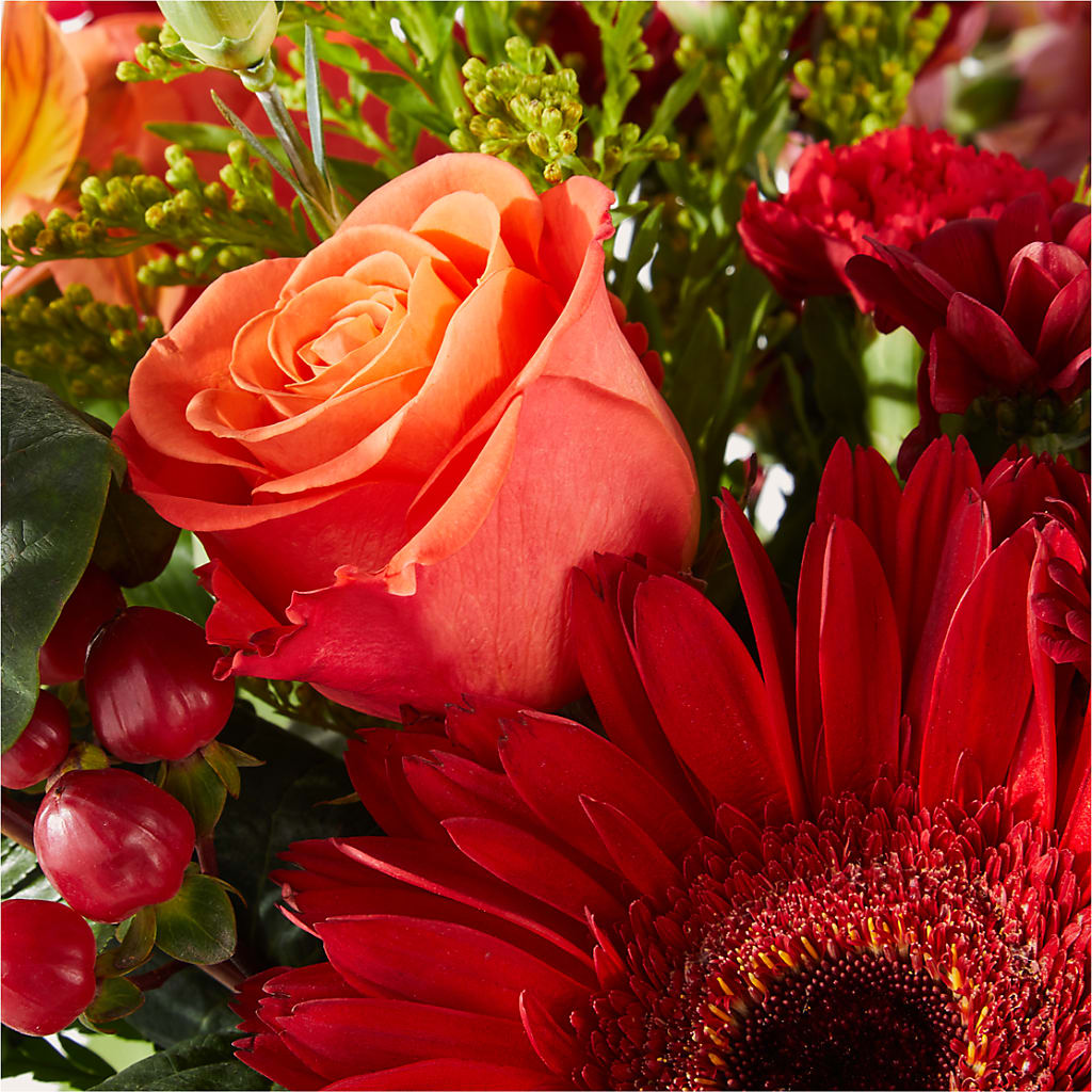 Sweater Season - A Florist Original – Bruce Philp Florist, Windsor ON