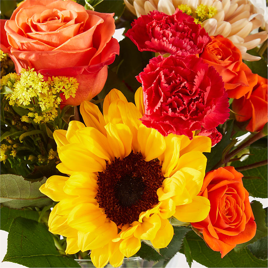 Sweater Season - A Florist Original – Bruce Philp Florist, Windsor ON