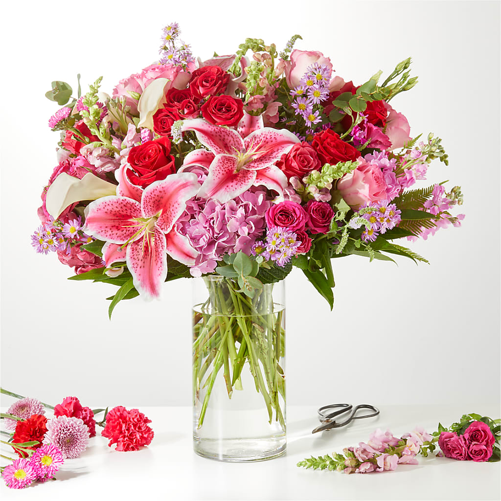 Swooning Over You - A Luxury Florist Original – Bruce Philp Florist, Windsor ON