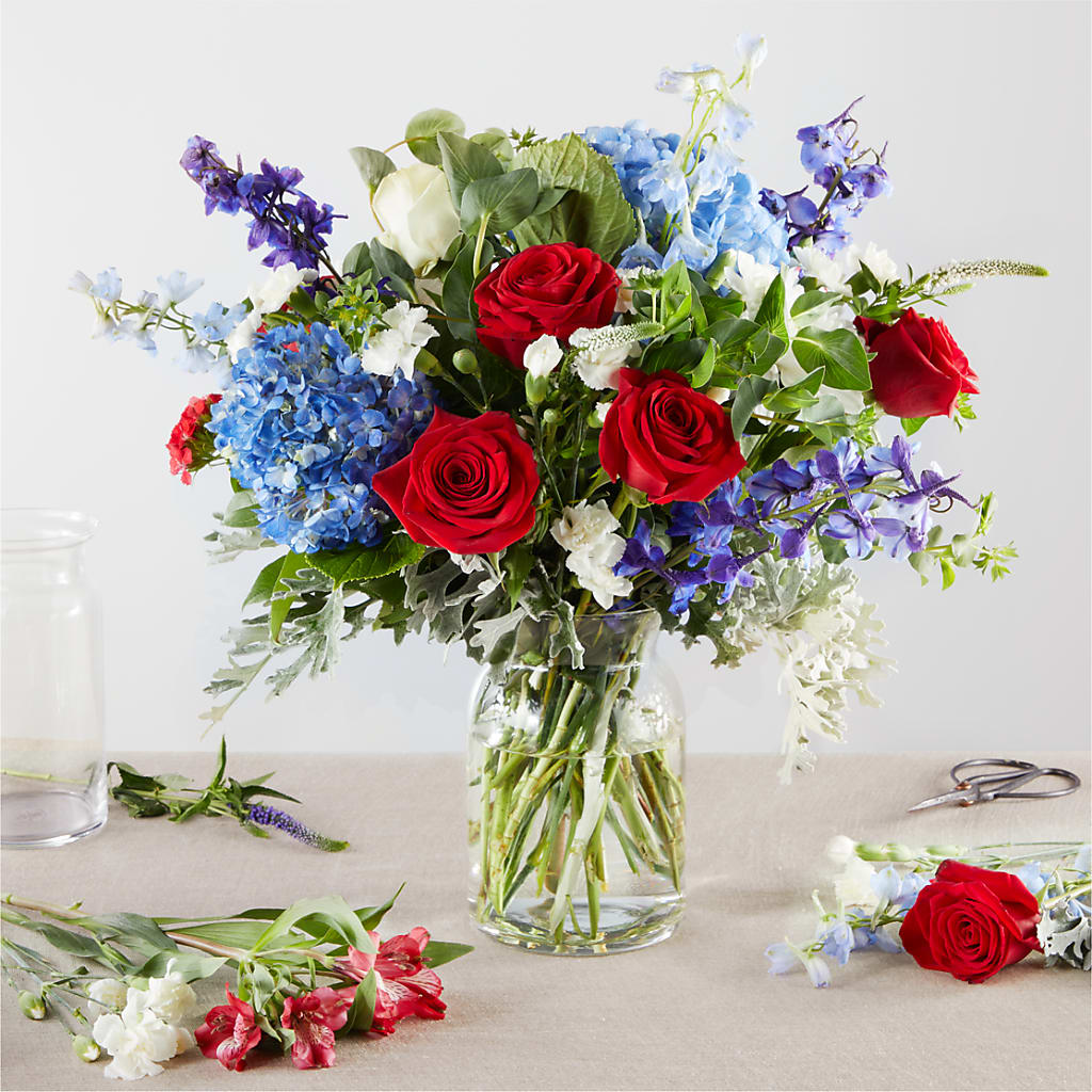 Star Spangled - A Florist Original – Bruce Philp Florist, Windsor ON