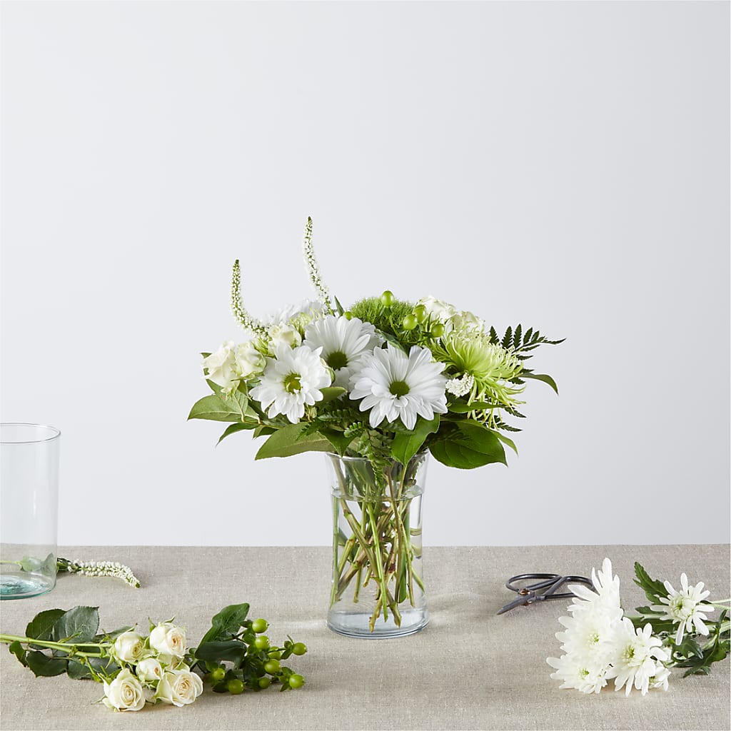 Irish Garden - A Florist Original – Bruce Philp Florist, Windsor ON