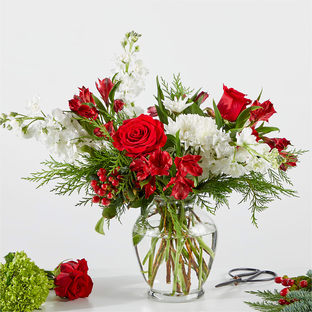 Merry Moment Bouquet – A Florist Original – Bruce Philp Florist, Windsor ON