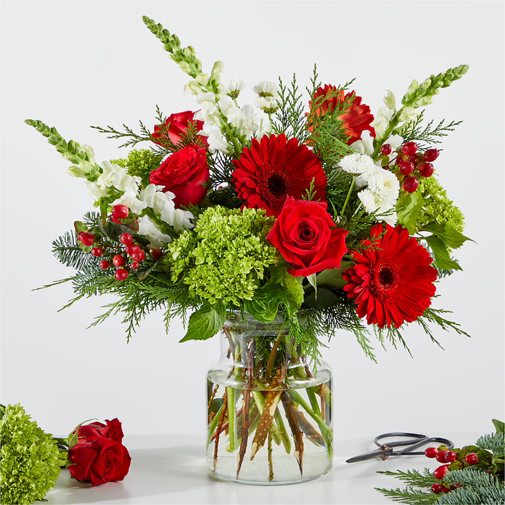 Merry Moment Bouquet – A Florist Original – Bruce Philp Florist, Windsor ON