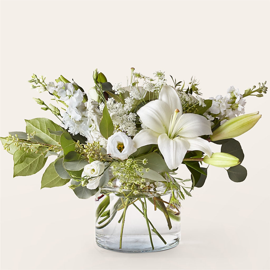 Alluring Elegance Bouquet – Bruce Philp Florist, Windsor ON
