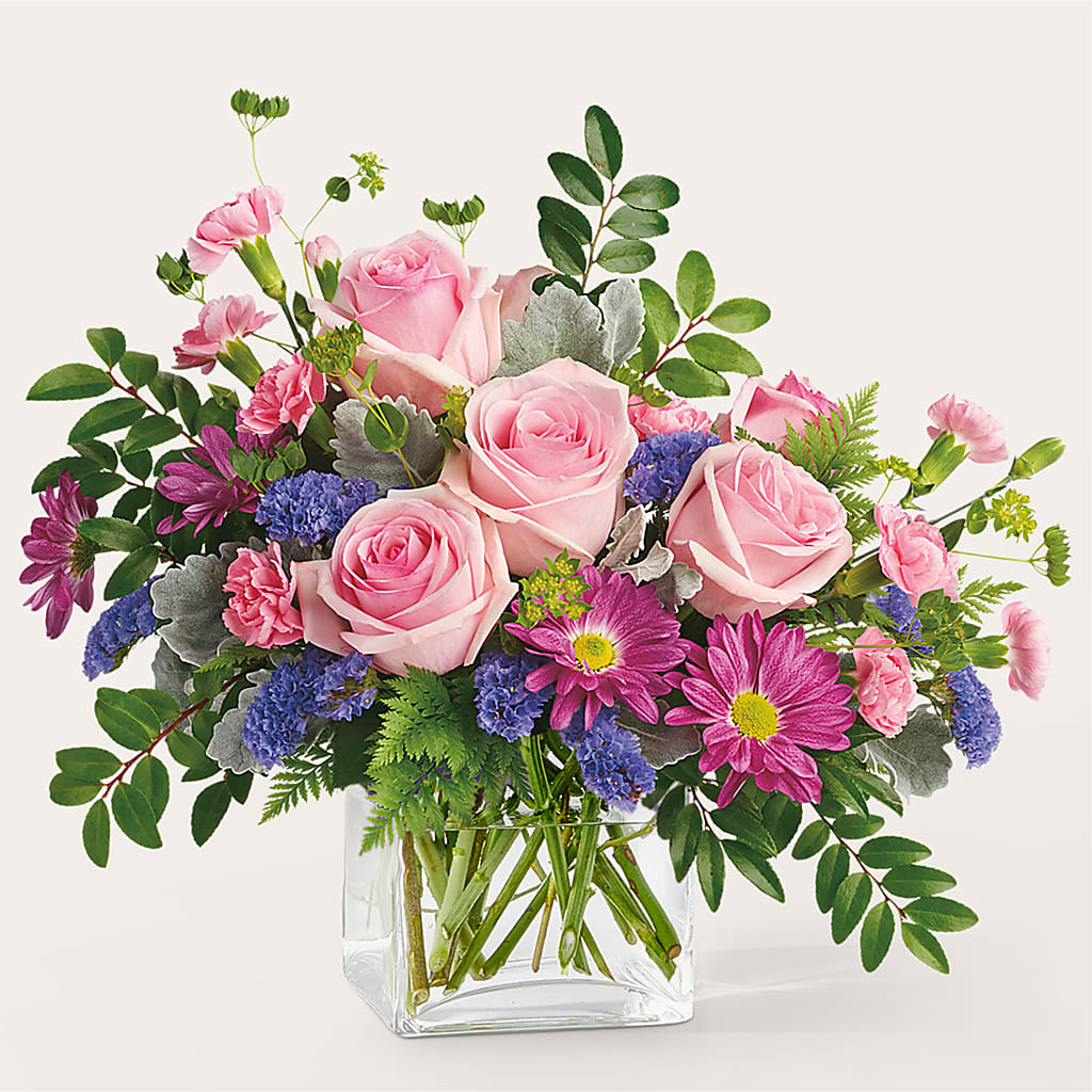Starlet Bouquet – Bruce Philp Florist, Windsor ON