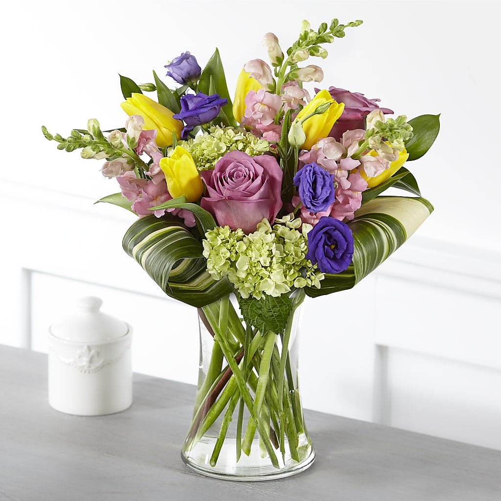 Wondrous Memories Bouquet – Bruce Philp Florist, Windsor ON