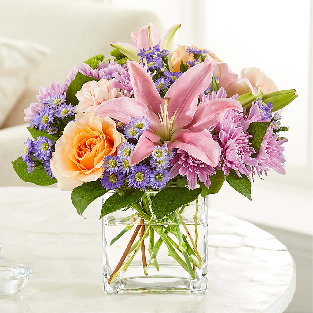 Delicate Details Bouquet – Bruce Philp Florist, Windsor ON