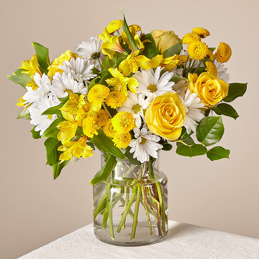 Sunny Sentiments Bouquet – Bruce Philp Florist, Windsor ON