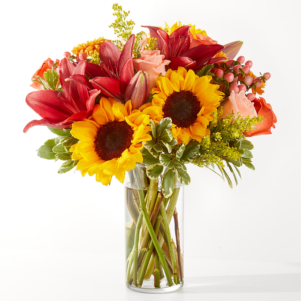 Acorn Lane Bouquet – Bruce Philp Florist, Windsor ON