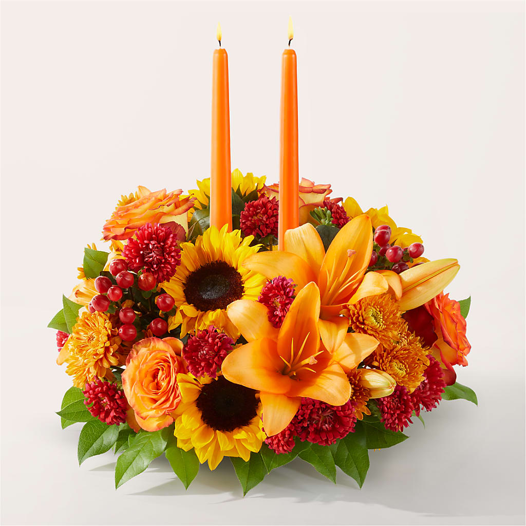 Grateful Centerpiece – Bruce Philp Florist, Windsor ON