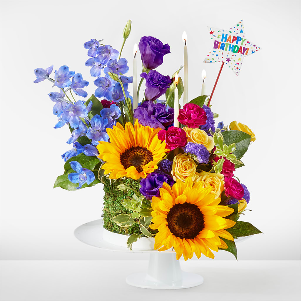 Star of the Day Floral Cake – Bruce Philp Florist, Windsor ON