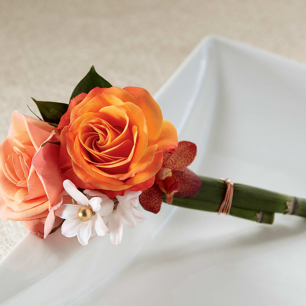 Sunset Dream Boutonniere – Bruce Philp Florist, Windsor ON
