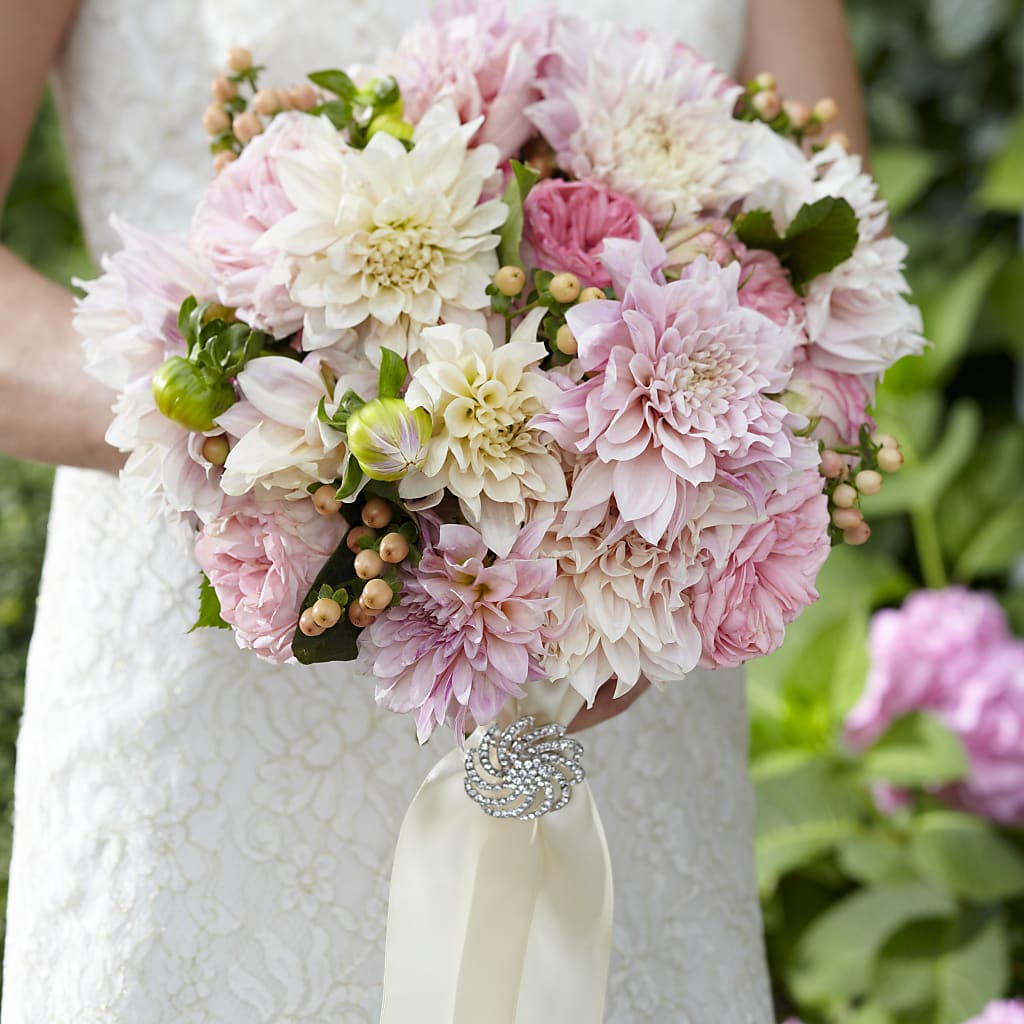 Heart's Promise Bouquet – Bruce Philp Florist, Windsor ON