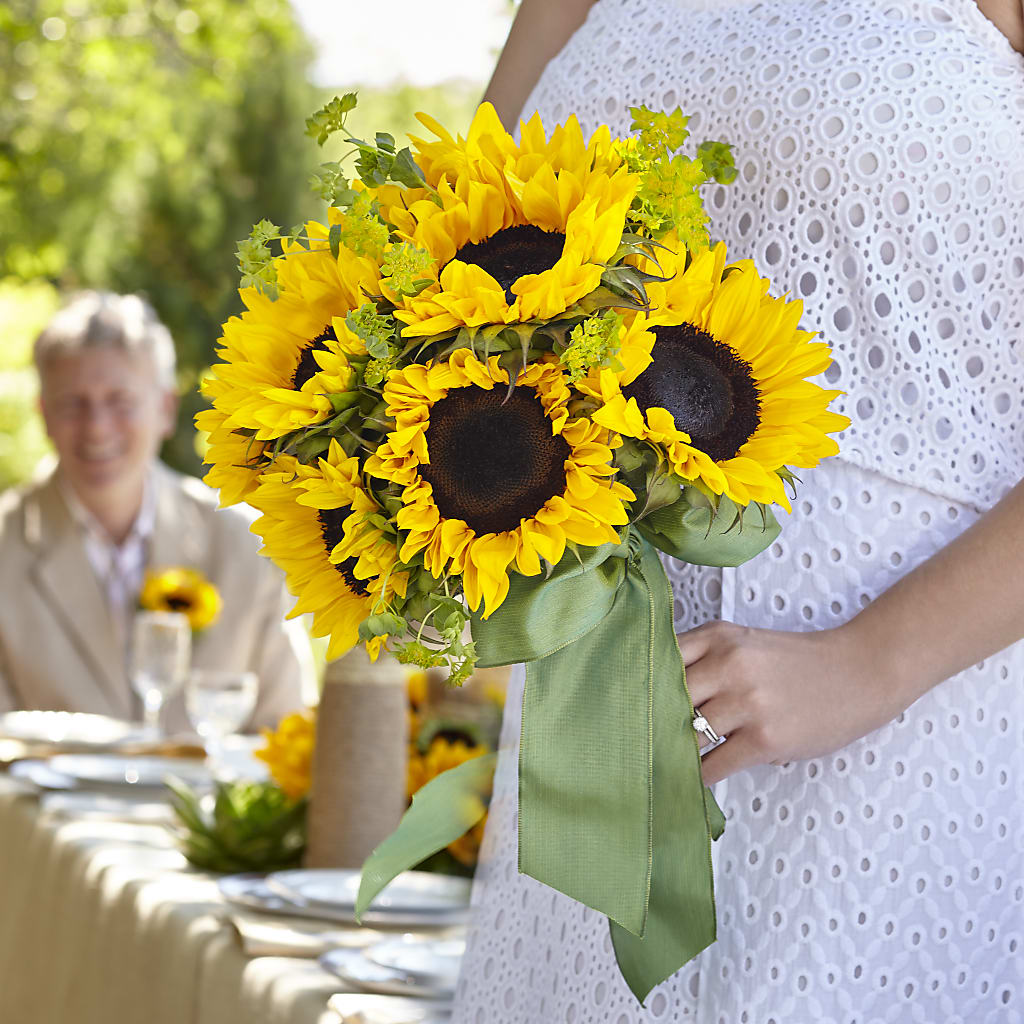 Free Spirit Bouquet – Bruce Philp Florist, Windsor ON