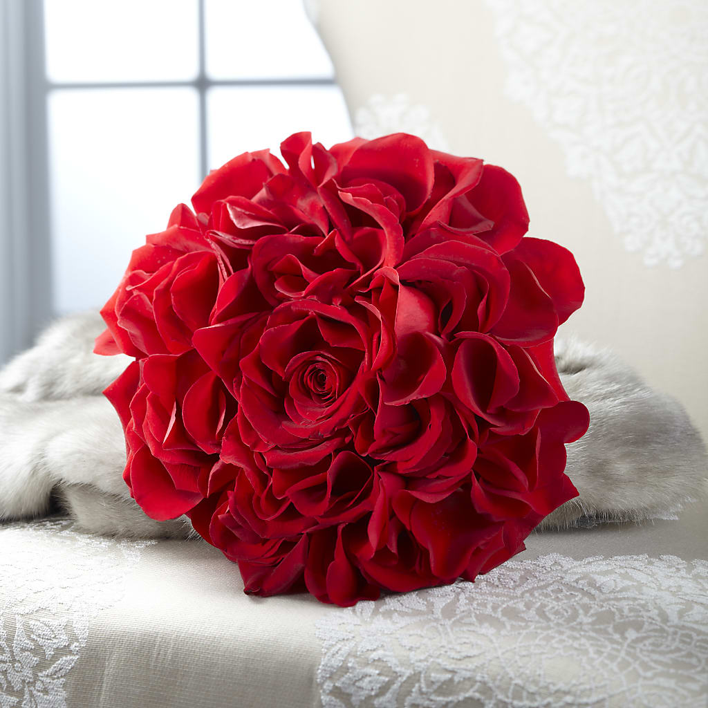 Composite Rose Bouquet – Bruce Philp Florist, Windsor ON