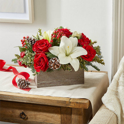 Snowy Wonderland Bouquet –  Bruce Philp Florist, Windsor ON