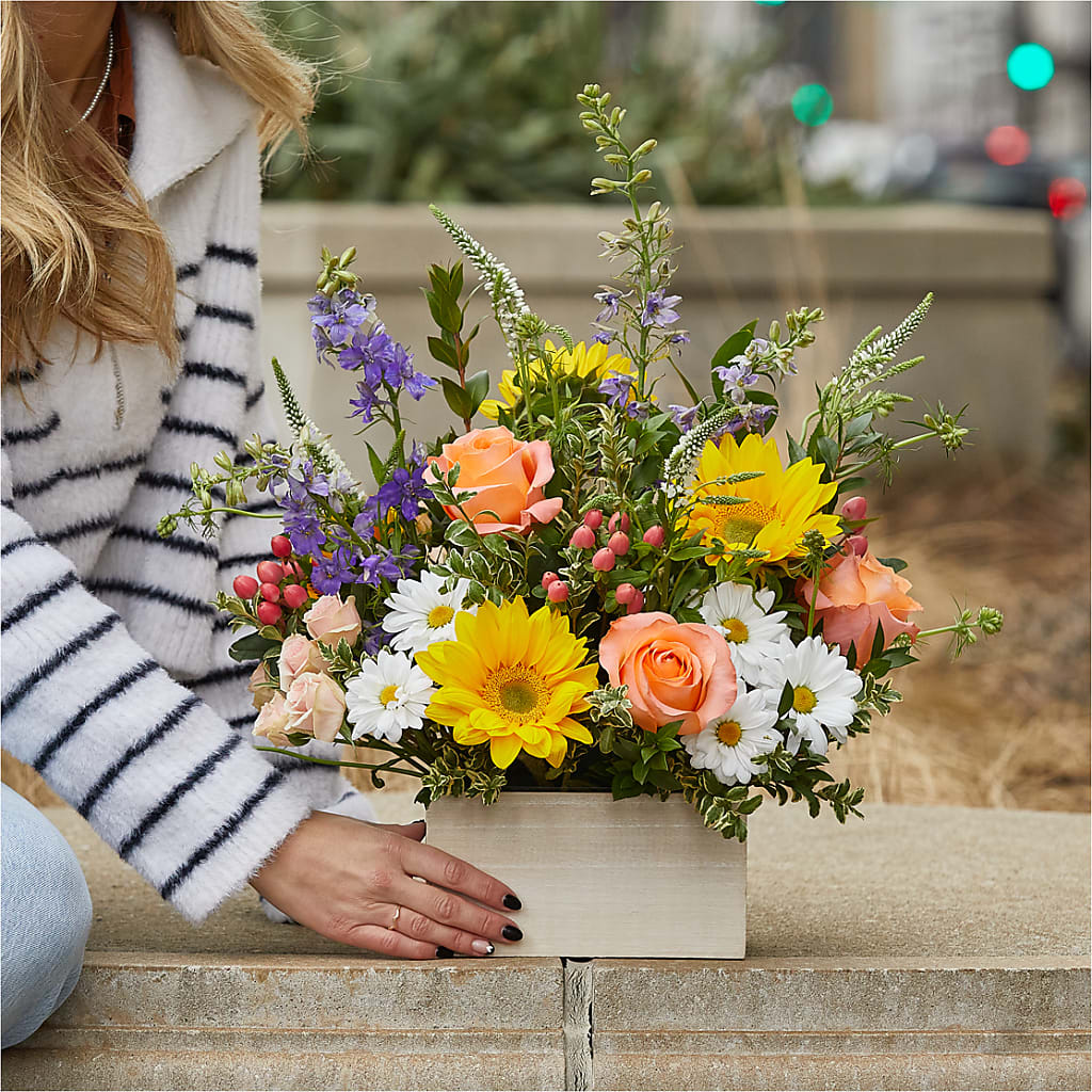 The Good Life Bouquet –  Bruce Philp Florist, Windsor ON