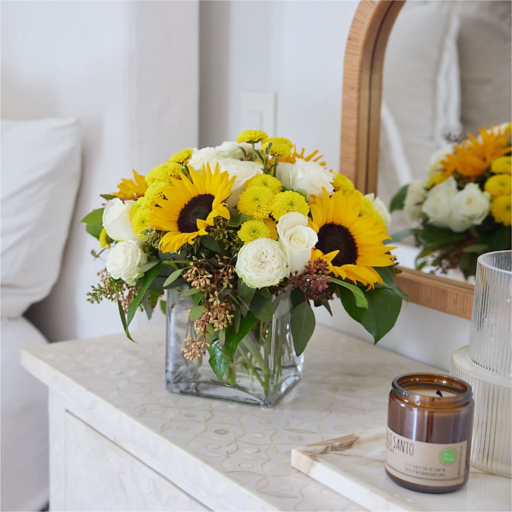 Luminous Morning Bouquet –  Bruce Philp Florist, Windsor ON