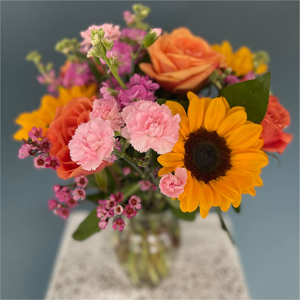 Yellow Brick Road Bouquet –  Bruce Philp Florist, Windsor ON