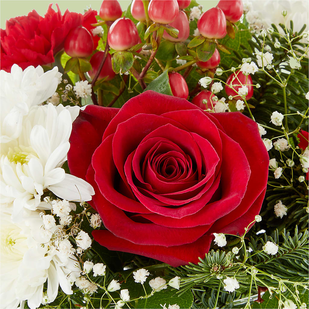Chance of Flurries Bouquet –  Bruce Philp Florist, Windsor ON