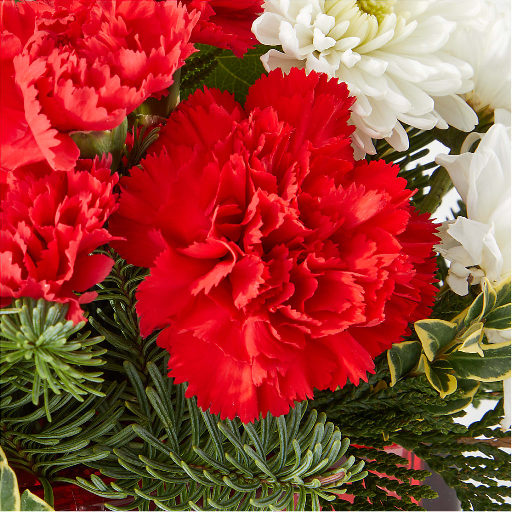 Christmas Market Bouquet –  Bruce Philp Florist, Windsor ON