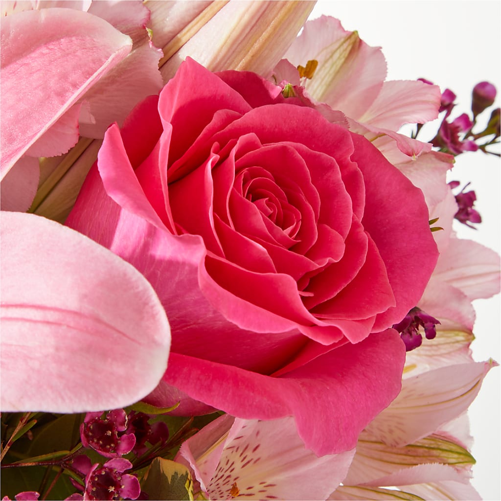 Lucky in Love Bouquet –  Bruce Philp Florist, Windsor ON