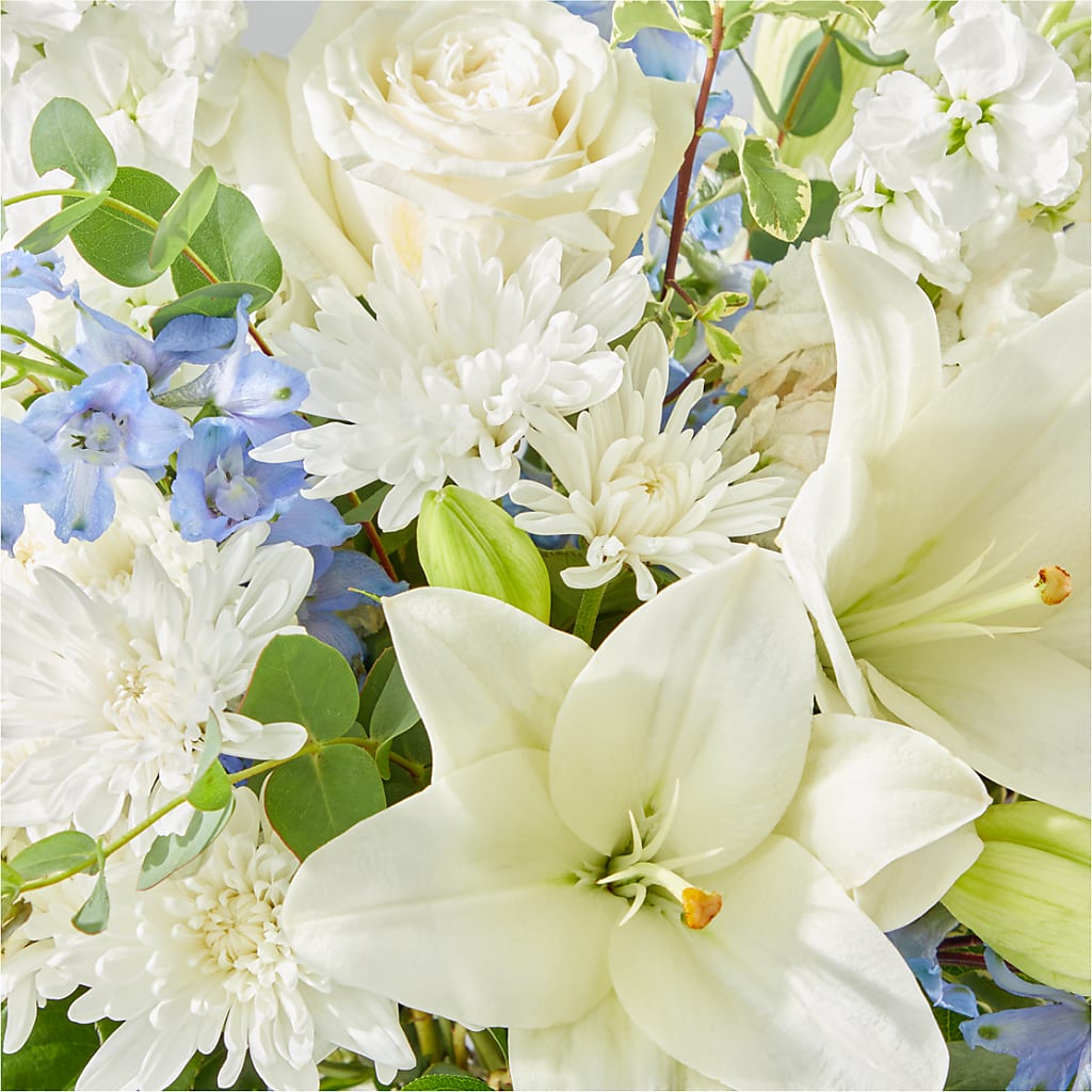 Peace of Mind Bouquet –  Bruce Philp Florist, Windsor ON
