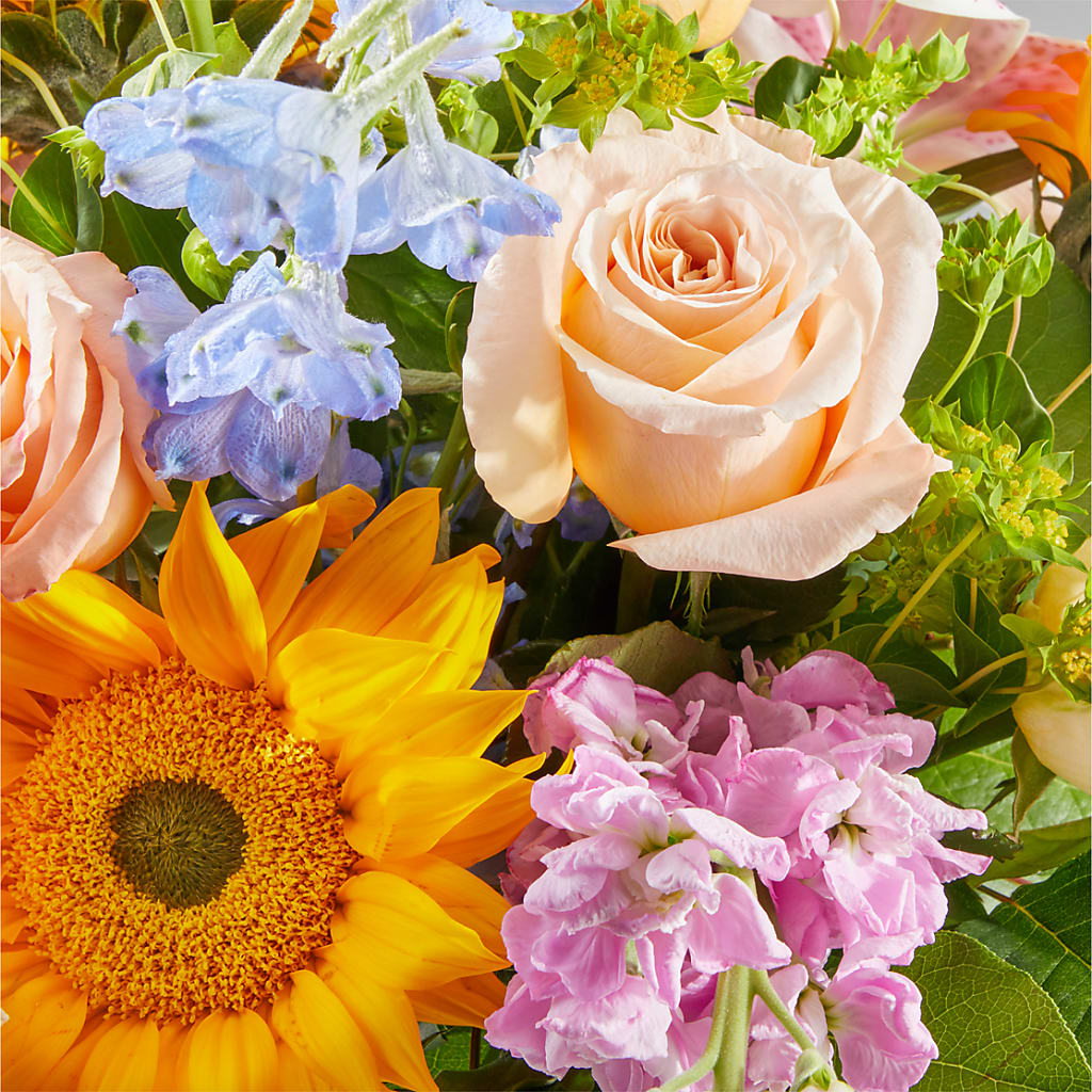 Dreamy Meadows Bouquet –  Bruce Philp Florist, Windsor ON