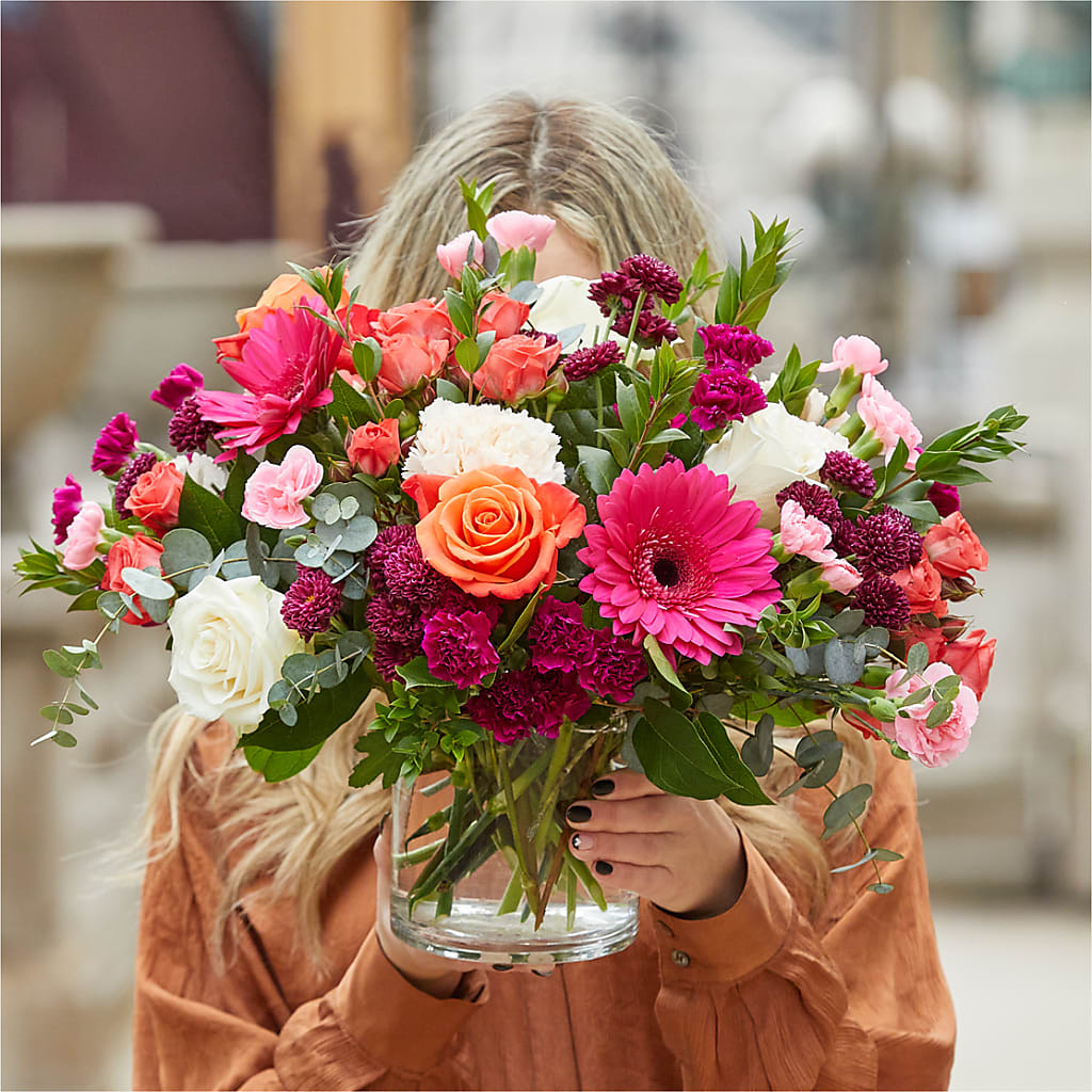 Smell the Roses Bouquet –  Bruce Philp Florist, Windsor ON