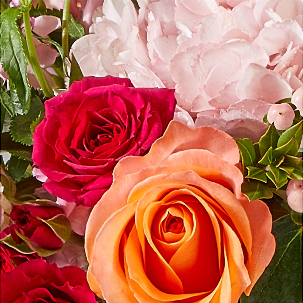Glitz & Glam Bouquet –  Bruce Philp Florist, Windsor ON