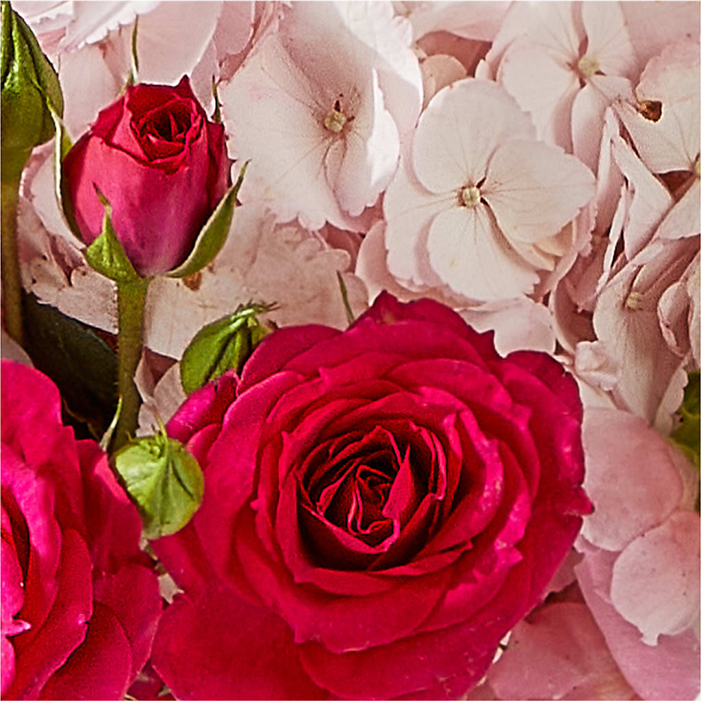 Glitz & Glam Bouquet –  Bruce Philp Florist, Windsor ON