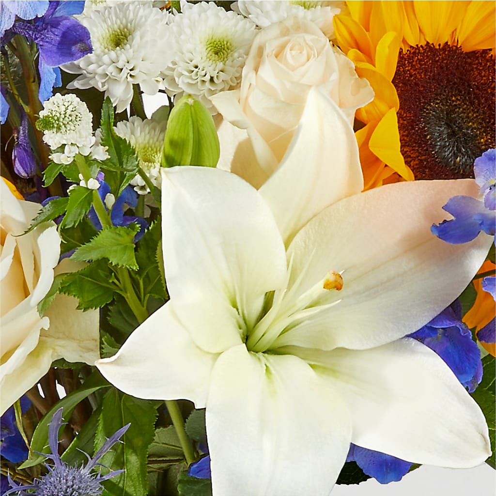 Wonderfully Sunny Bouquet –  Bruce Philp Florist, Windsor ON