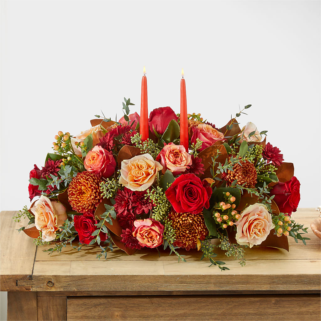 Gather Near Centerpiece –  Bruce Philp Florist, Windsor ON